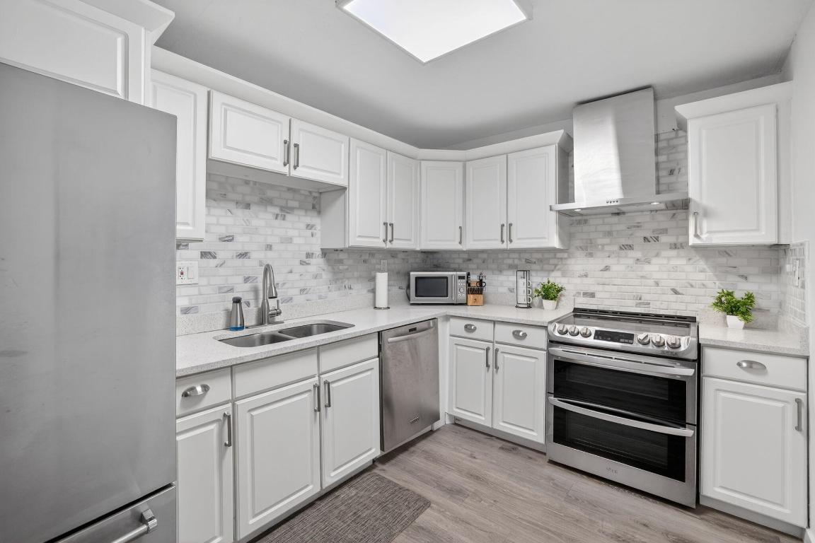 Silver Thatch Atlantic Pl - Residential Lease