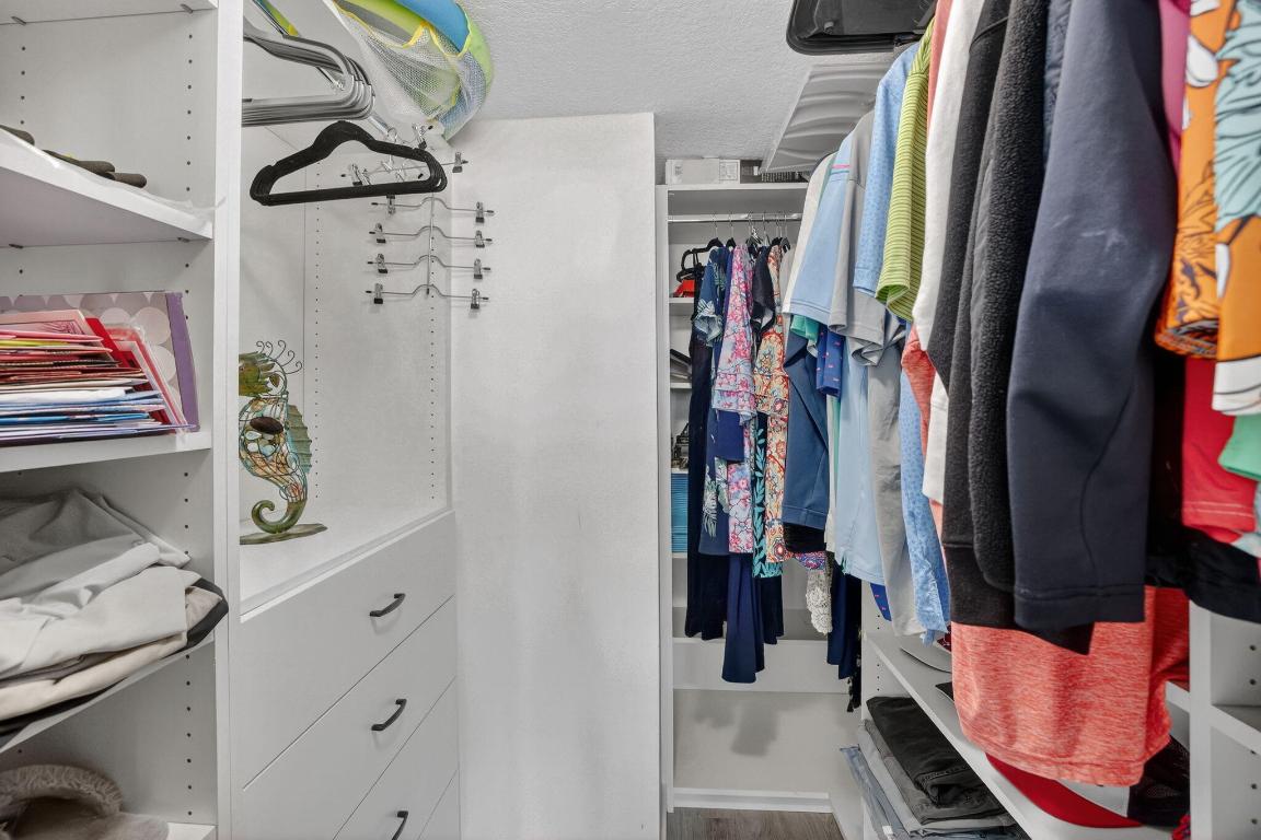 Silver Thatch Atlantic Pl - Residential Lease