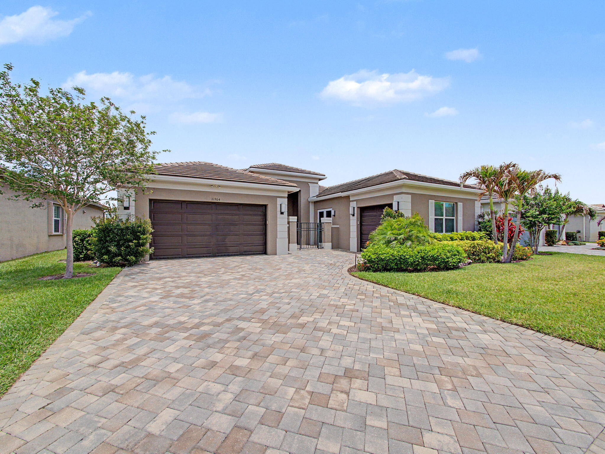 11904 SW Sailfish Isles Way