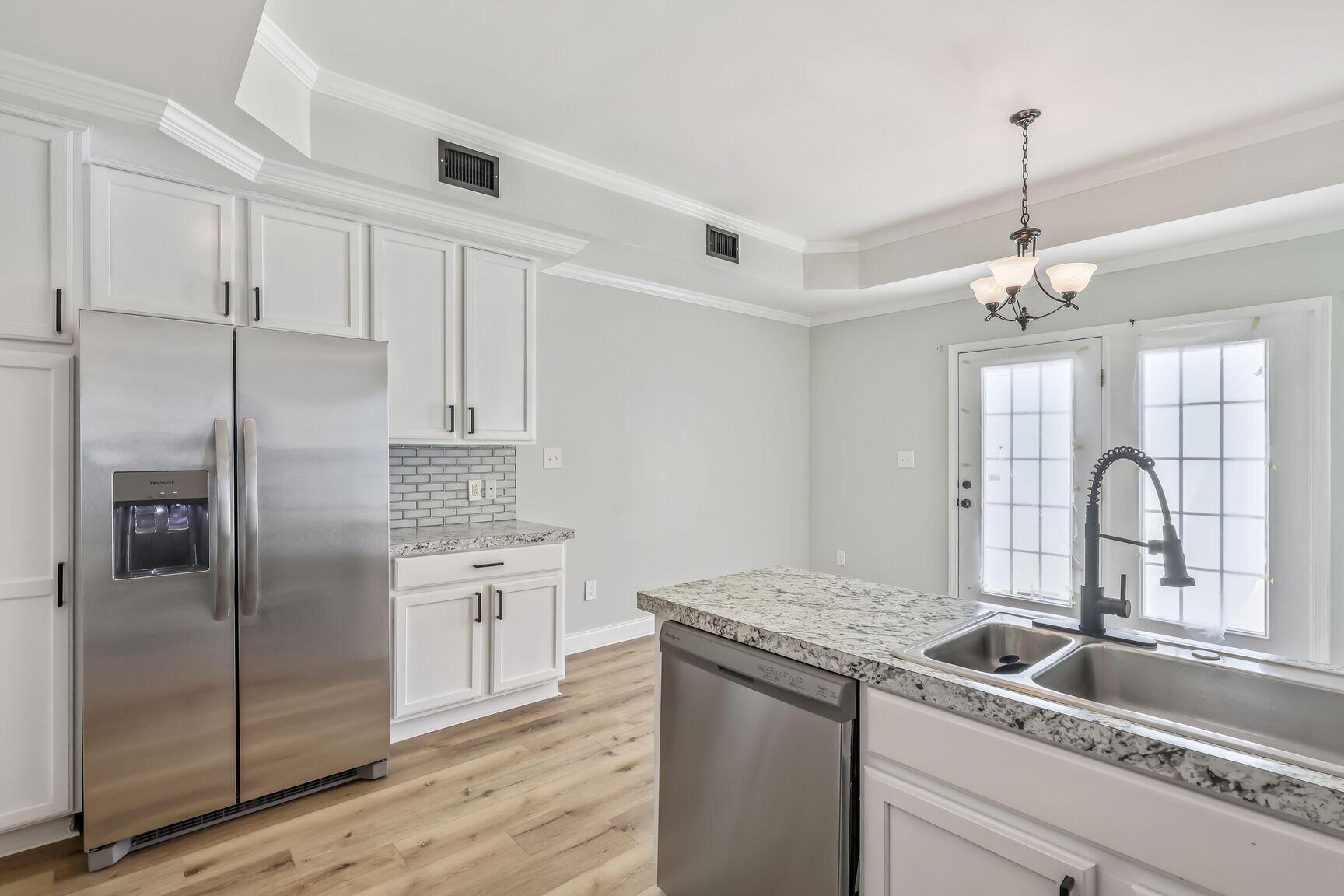 3322 Monterey Square Lane 104