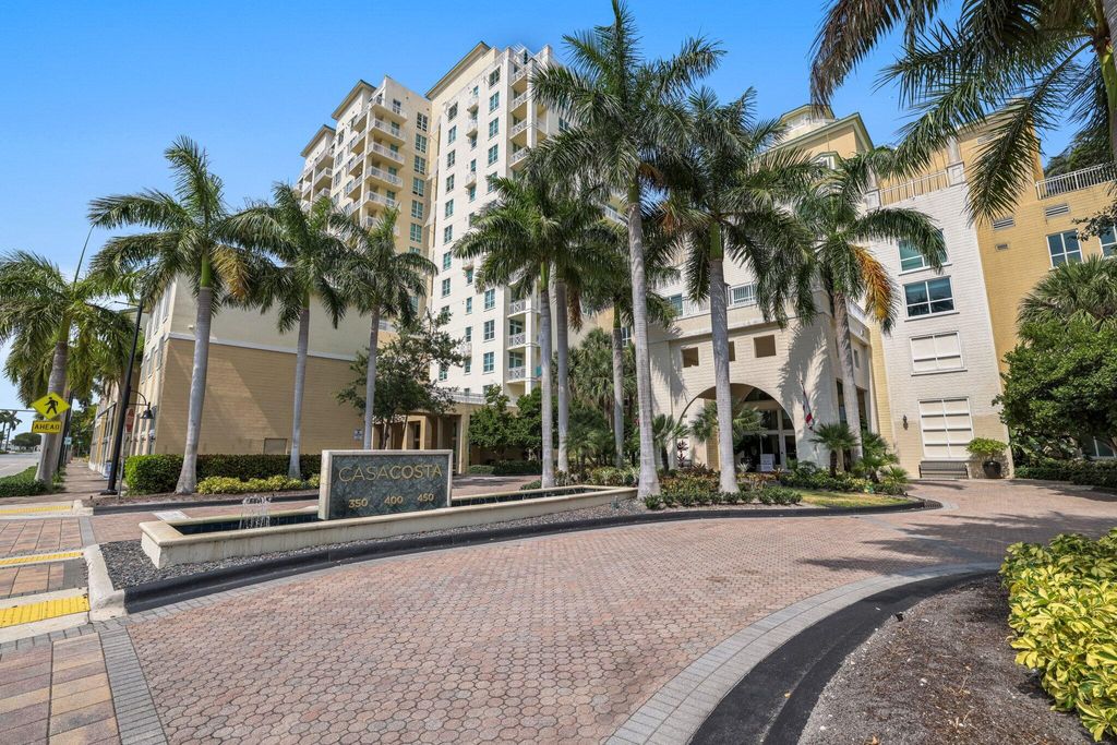 Photo of 450 N Federal Highway #1213, Boynton Beach, FL 33435 (MLS # B26010817)