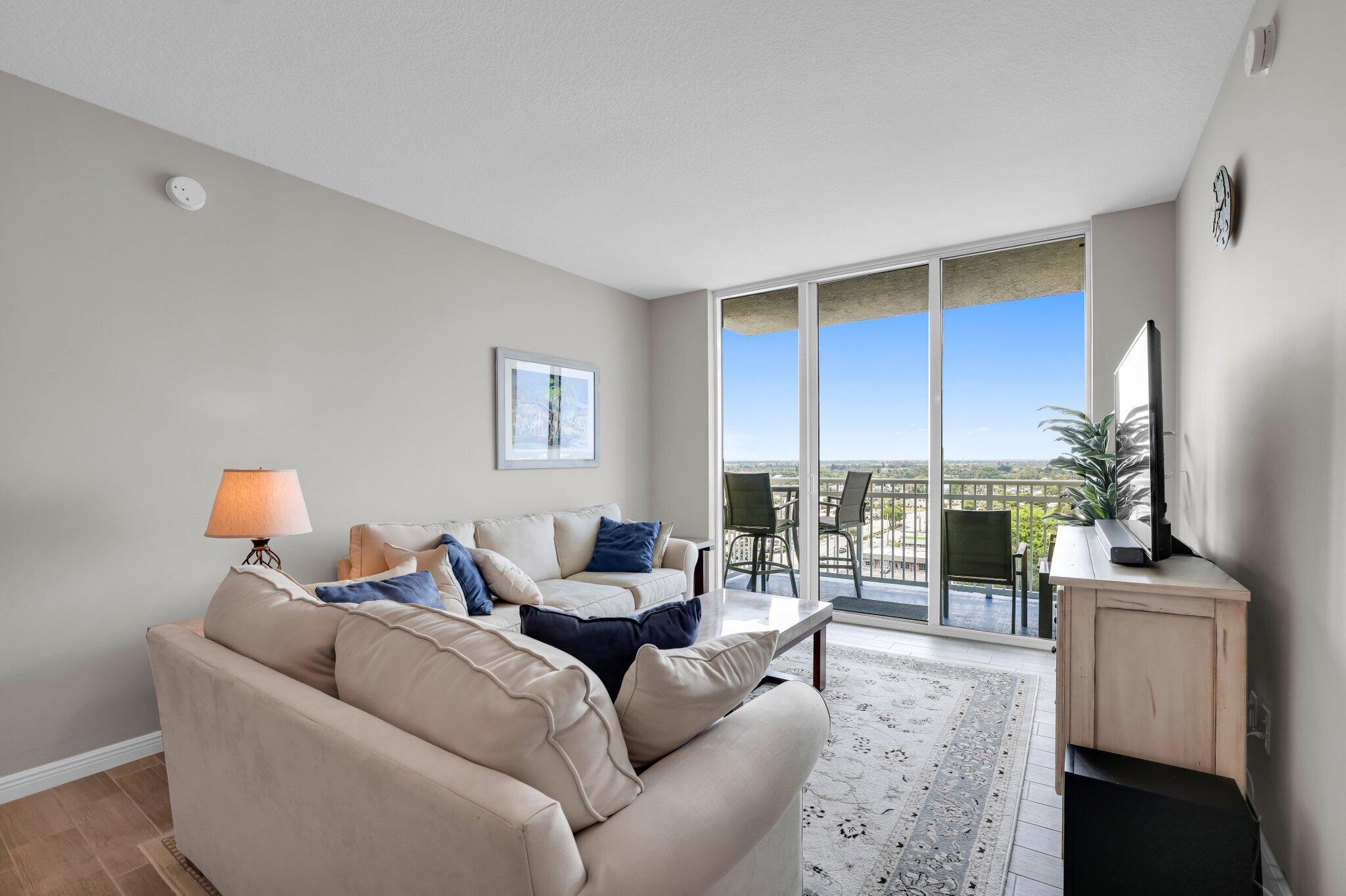 450 N Federal Highway 1213