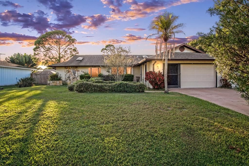 Photo of 1552 SE Ladner Street St, Port St Lucie, FL 34983 (MLS # R10753825)