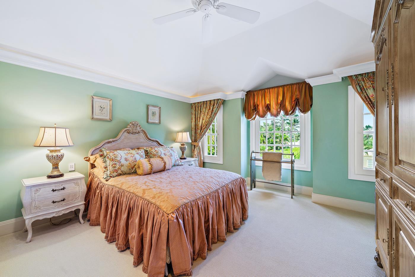 OLD PORT VILLAGE 1 - Residential