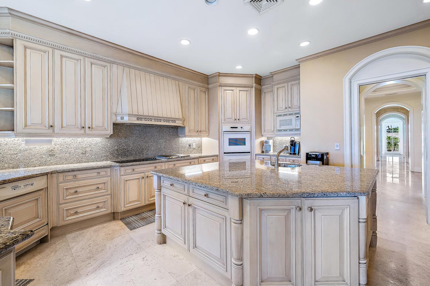 OLD PORT VILLAGE 1 - Residential