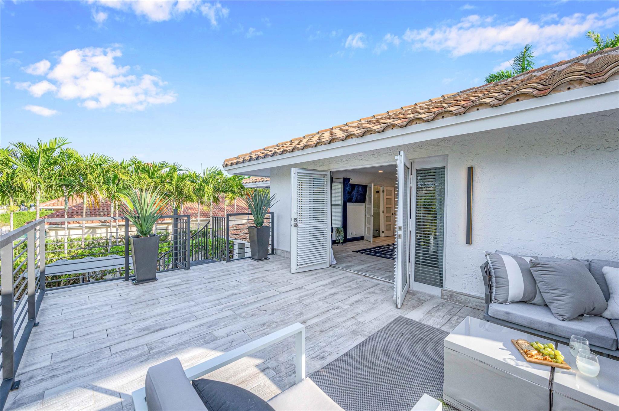 Gould Island 15-62 B - Residential