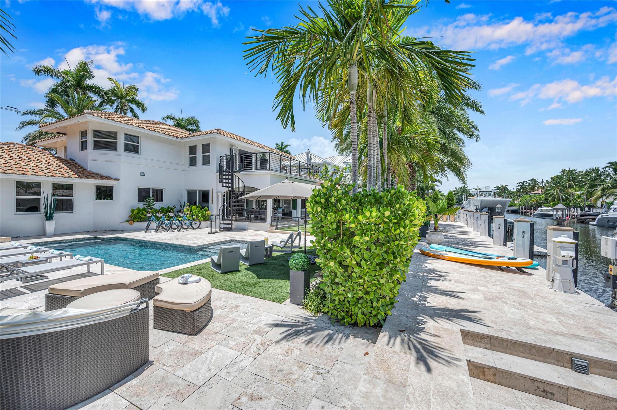 Gould Island 15-62 B - Residential