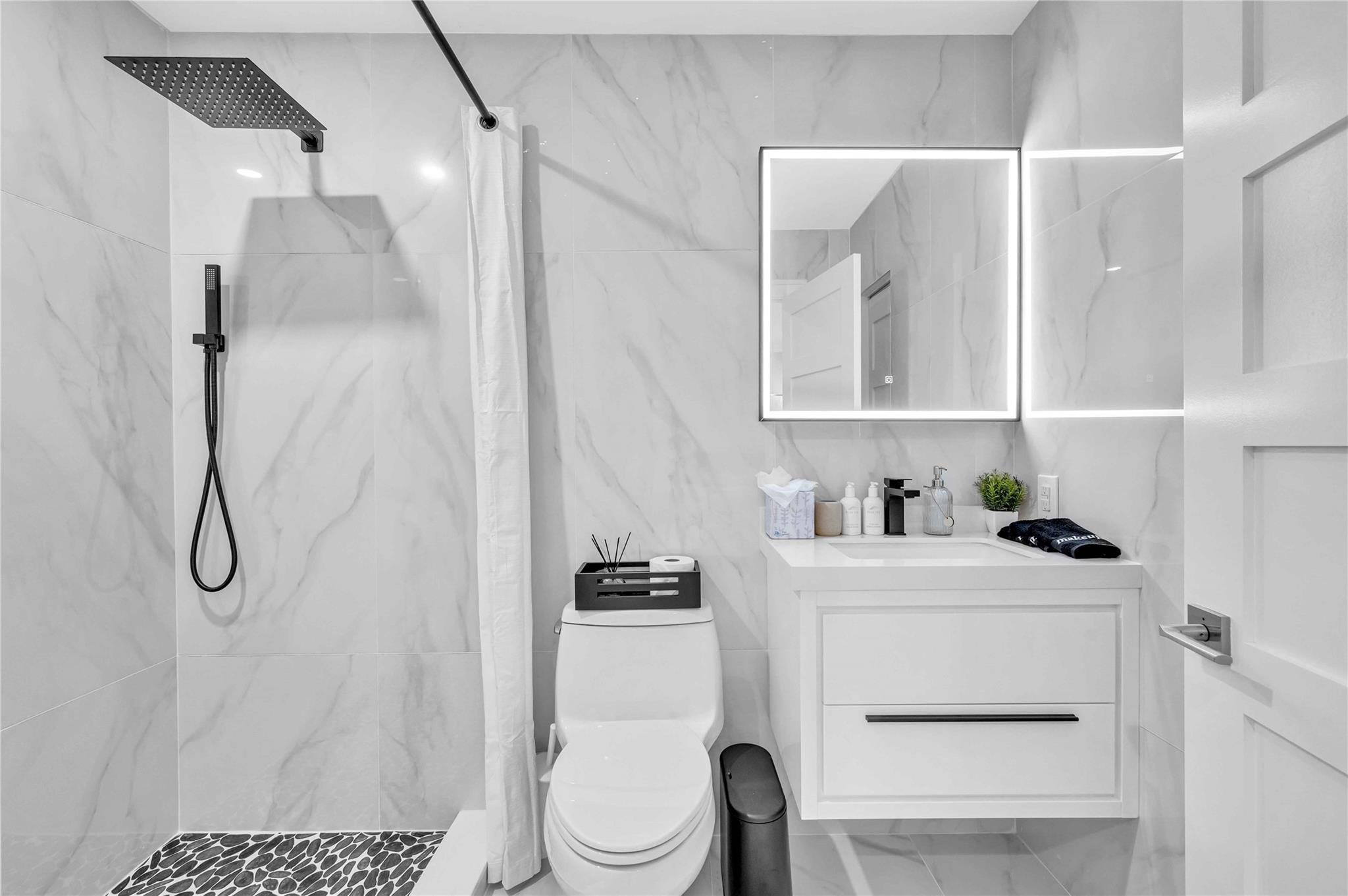 Gould Island 15-62 B - Residential