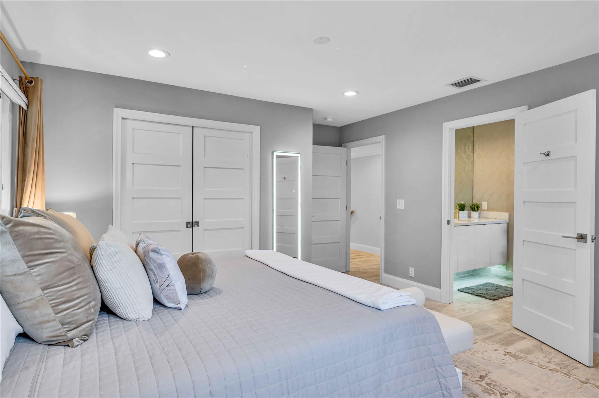 Gould Island 15-62 B - Residential