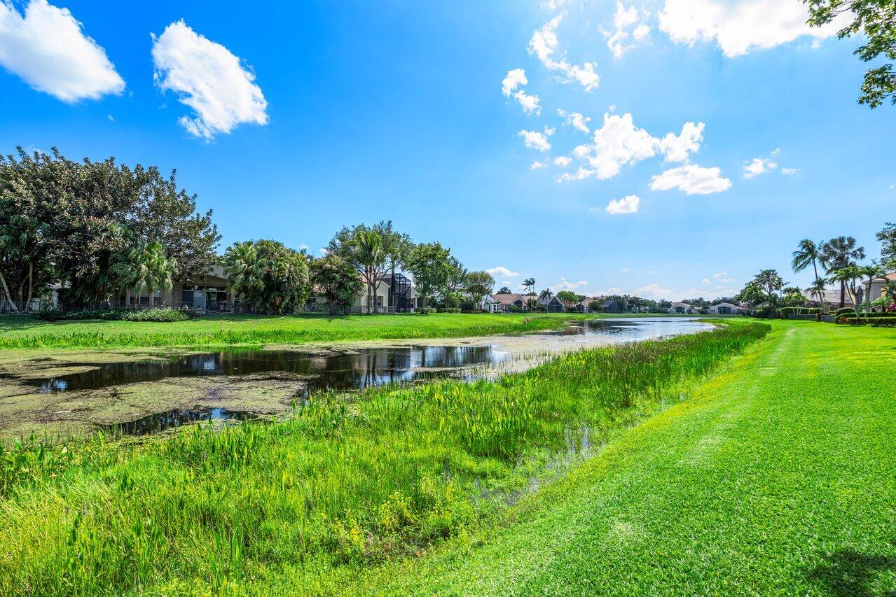 Valencia Palms - Residential