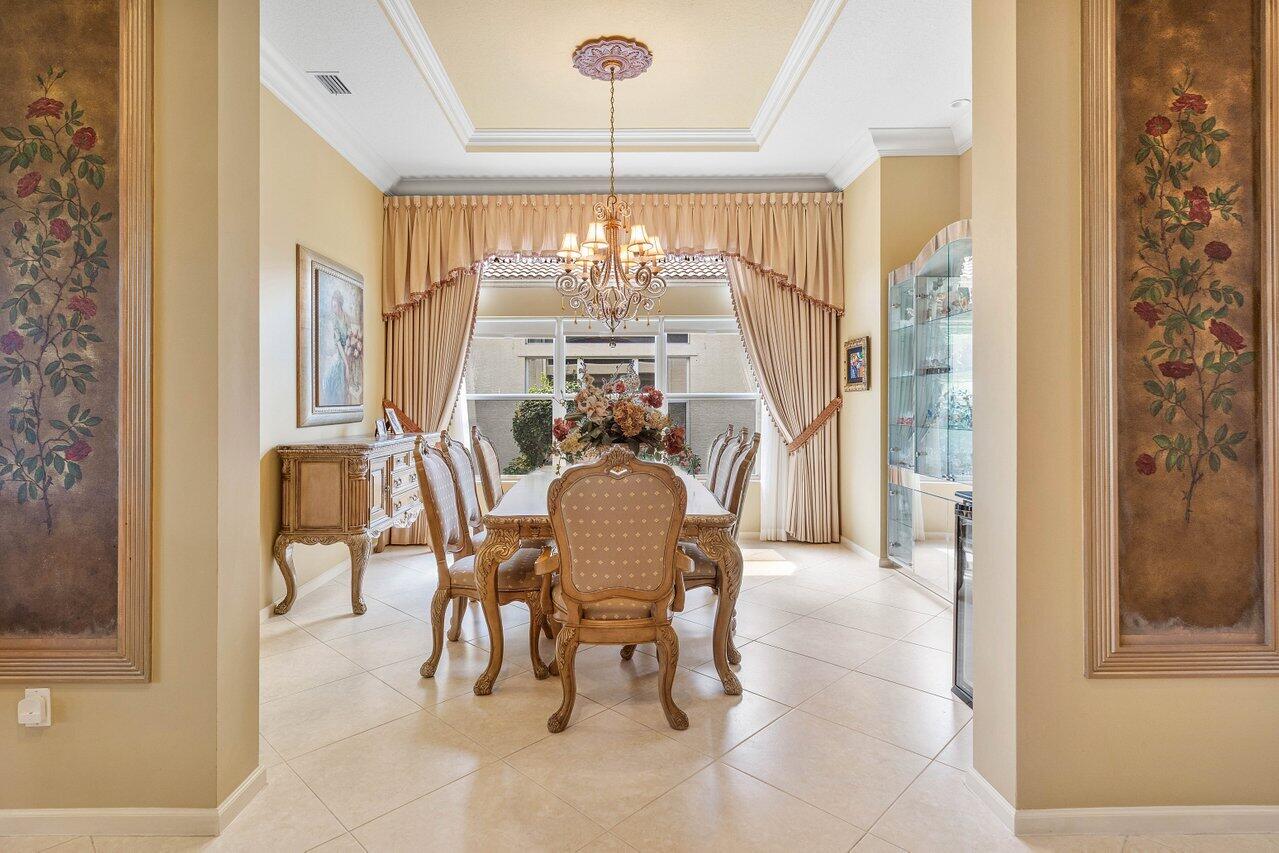 Valencia Palms - Residential