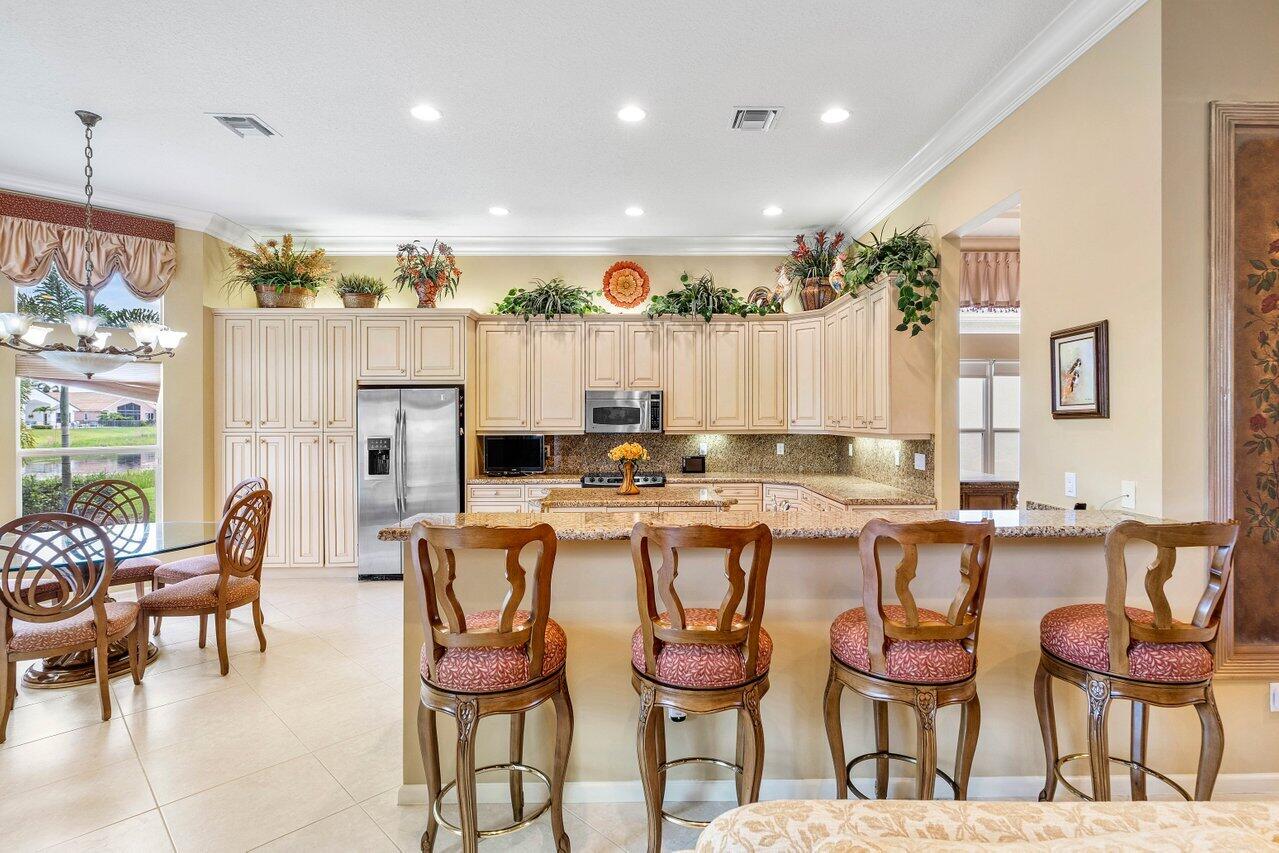Valencia Palms - Residential