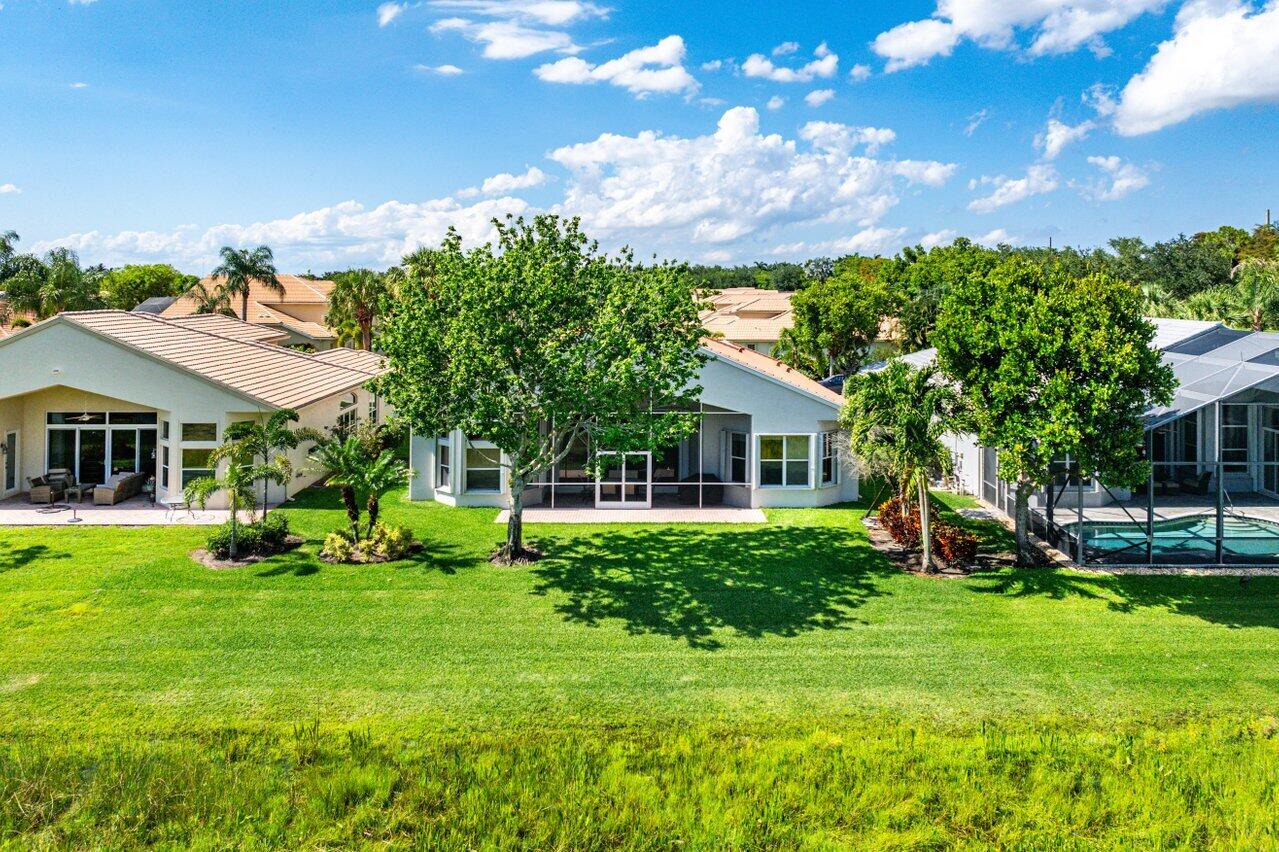 Valencia Palms - Residential