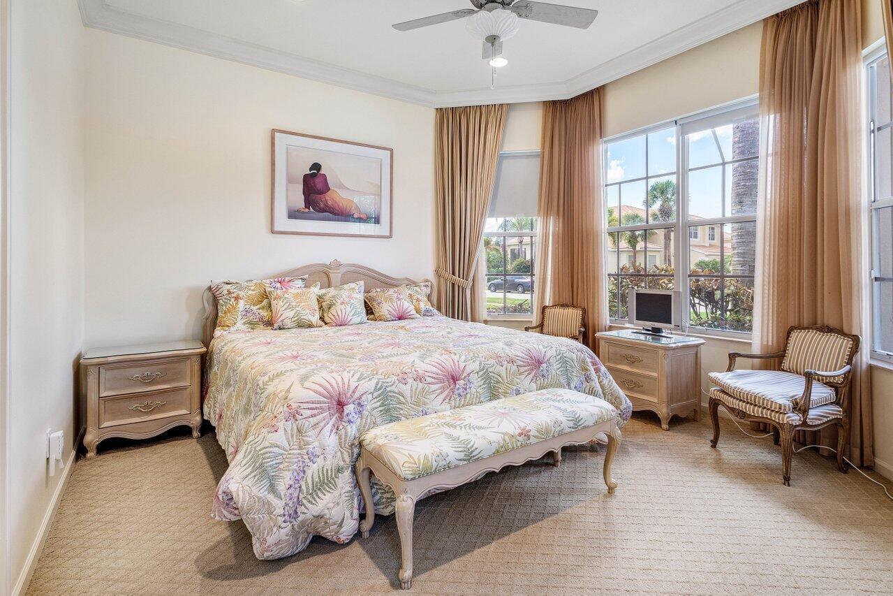 Valencia Palms - Residential