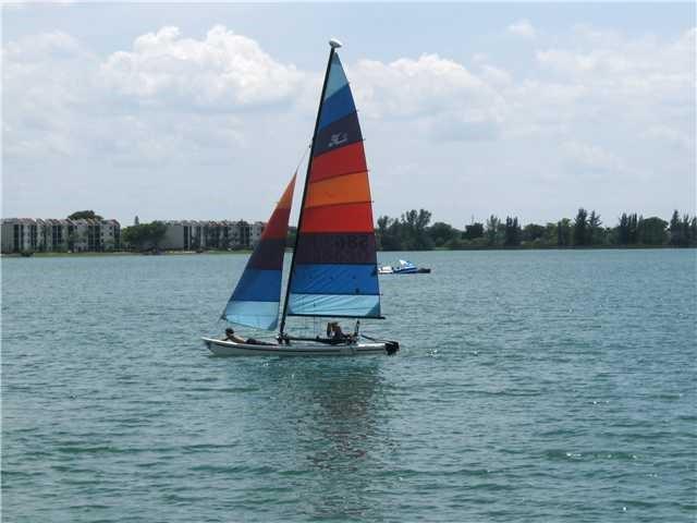 Lake Emerald - Residential