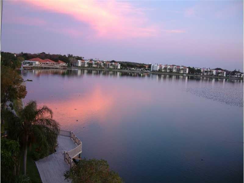 Lake Emerald - Residential