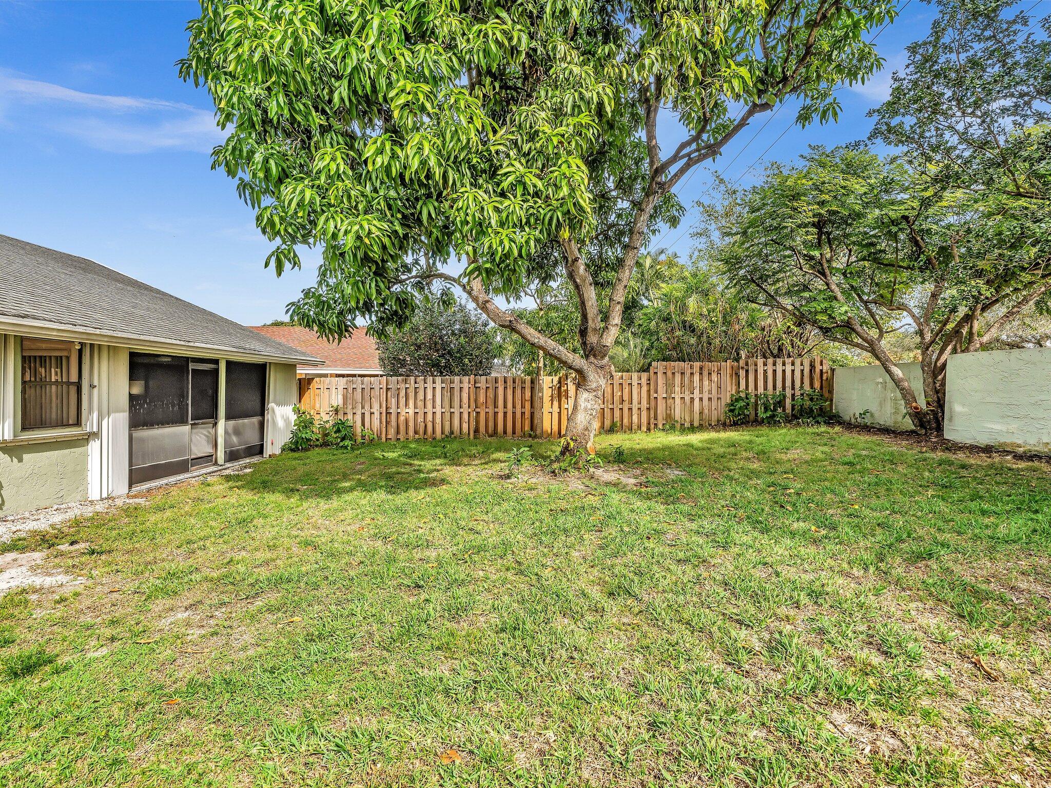 RAINBERRY LAKES - Residential