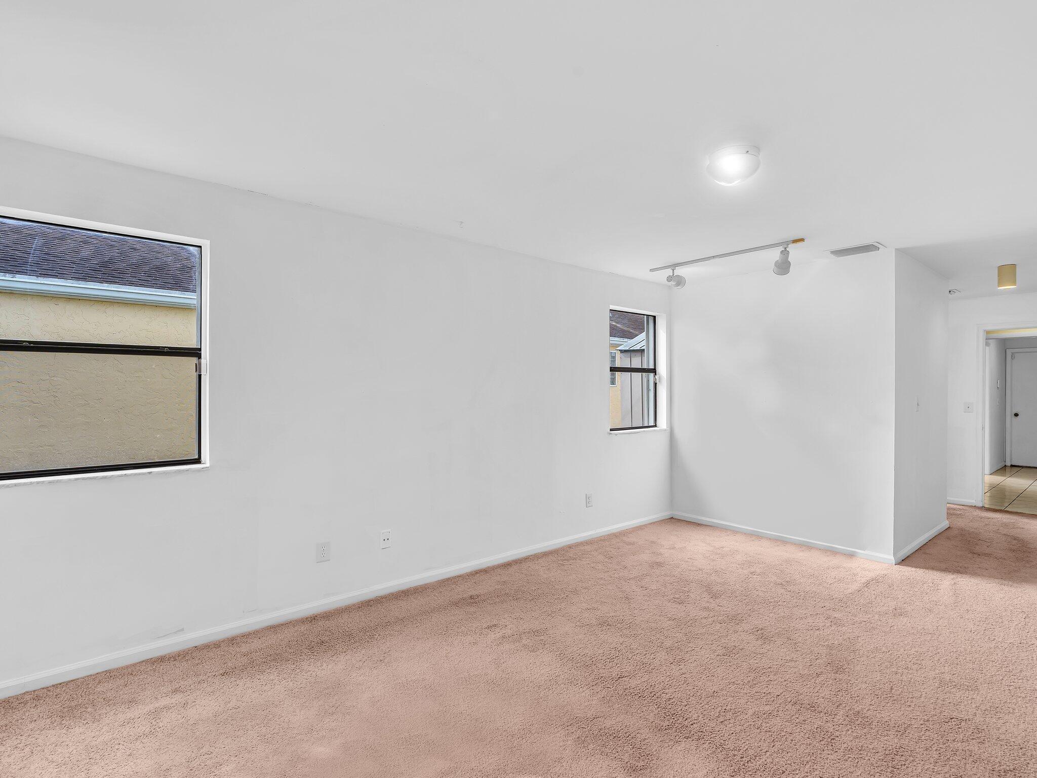 RAINBERRY LAKES - Residential