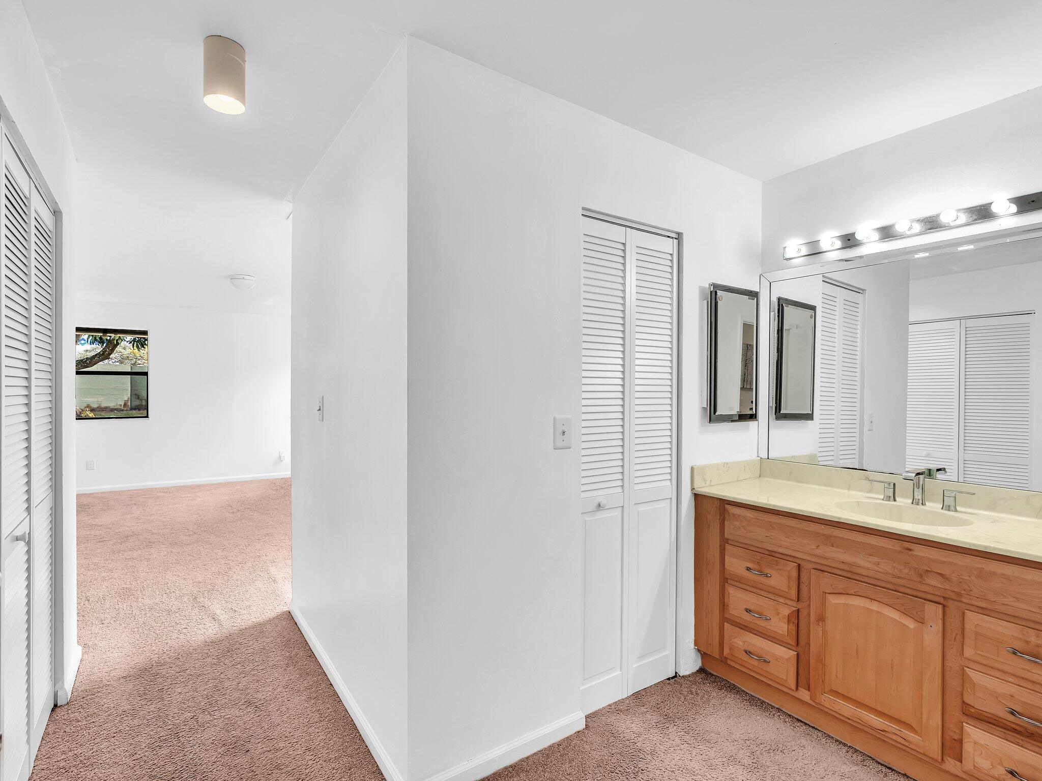 RAINBERRY LAKES - Residential