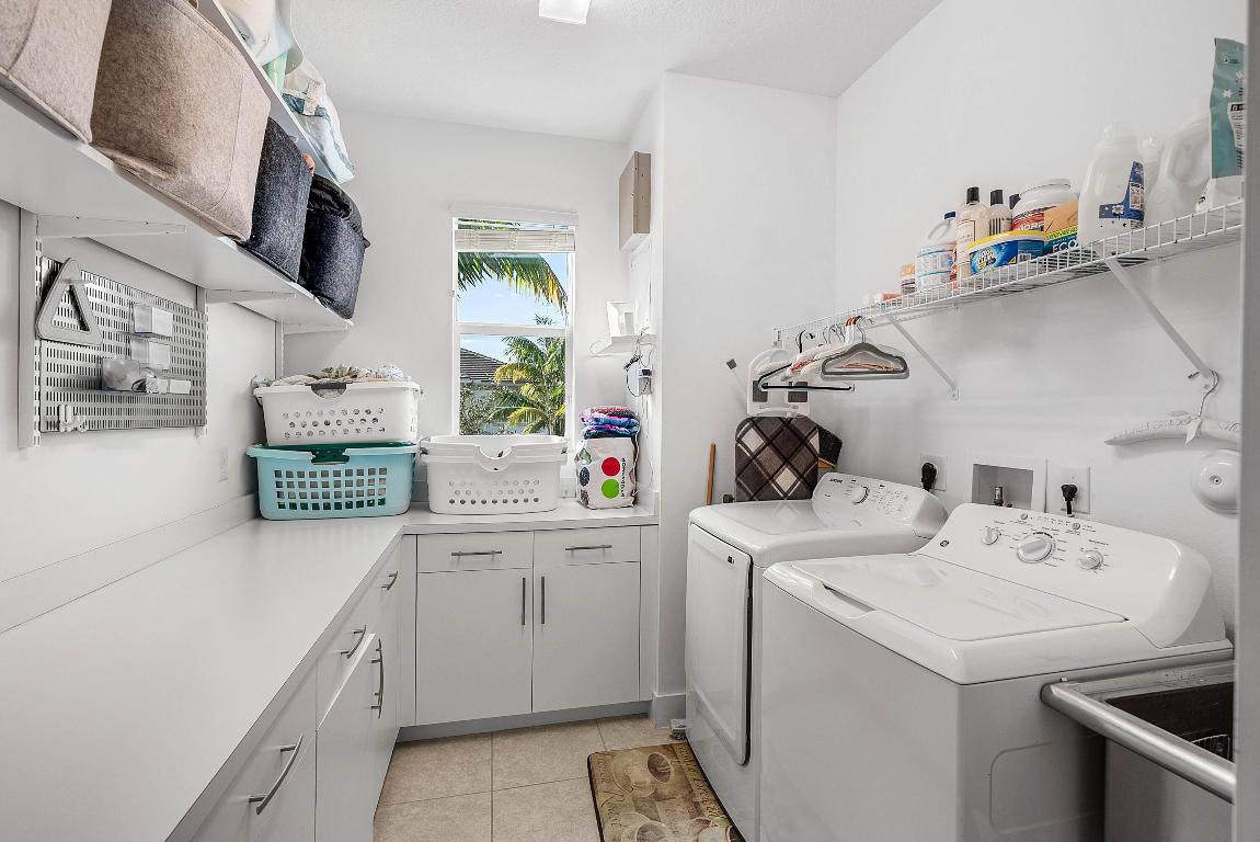 Dakota - Residential