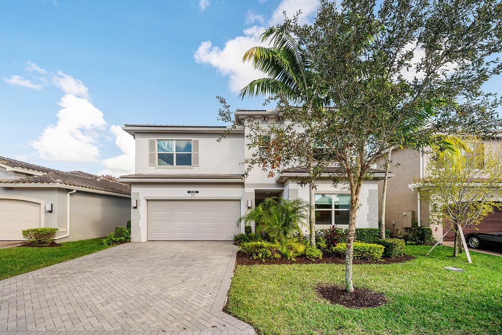 Photo of 15376 Green River Court, Delray Beach, FL 33446 (MLS # R11153735)