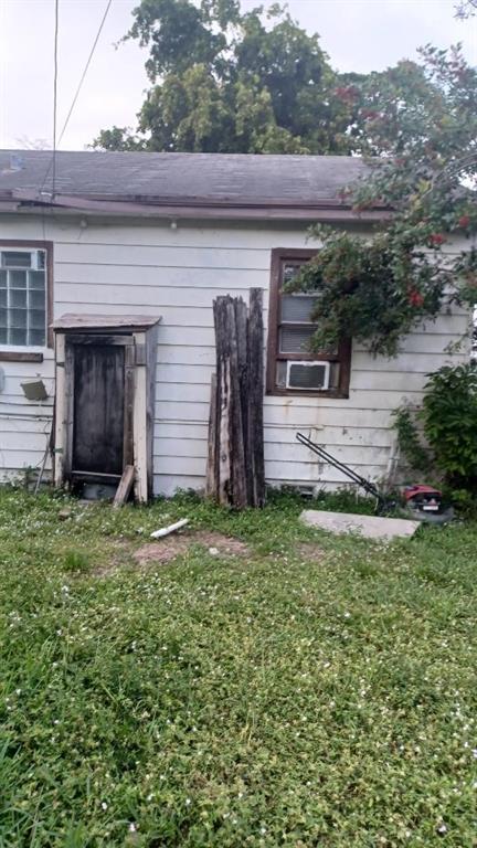 Hollywood Park 4-19 B - Residential