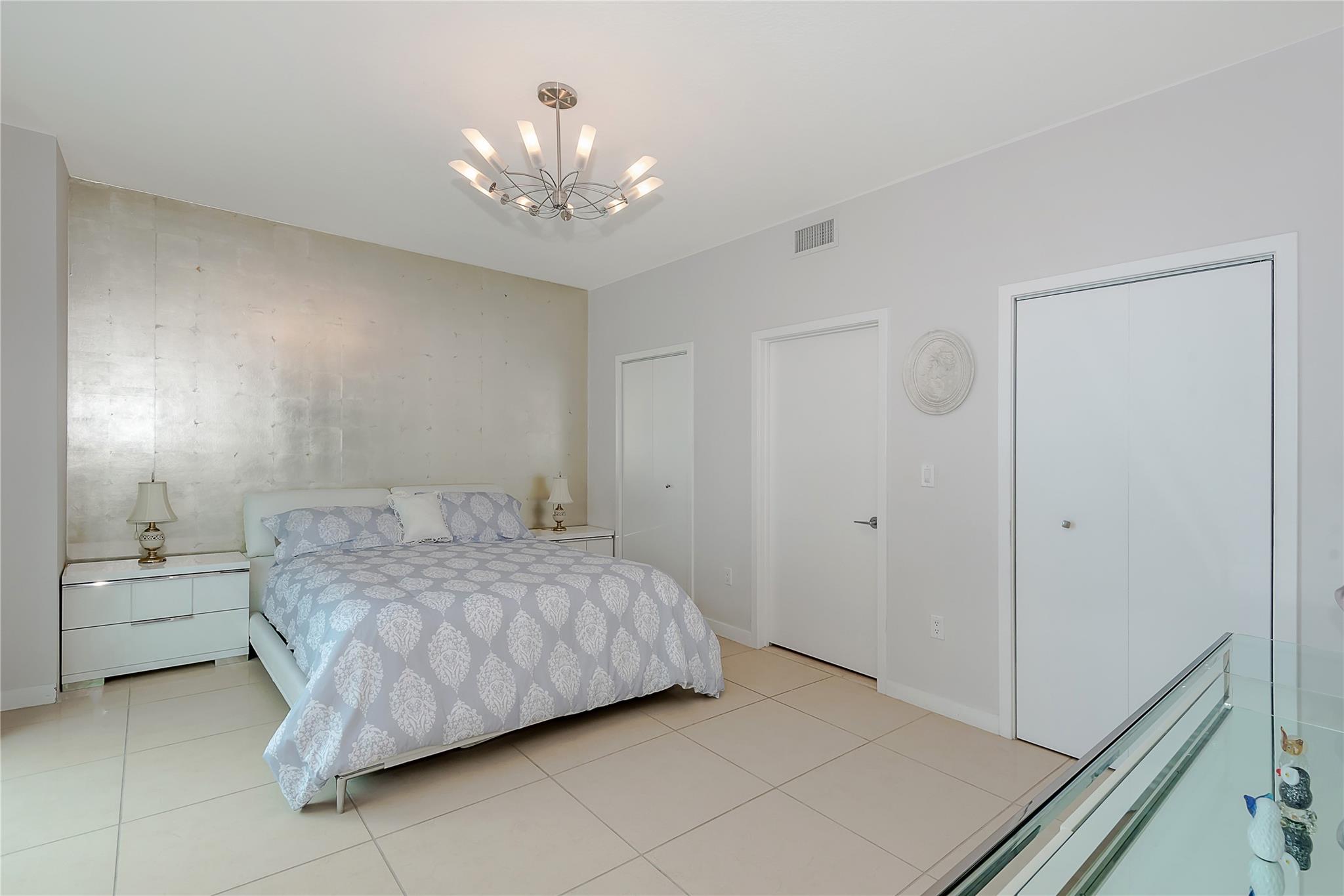 THE AXIS ON BRICKELL II CONDO - Residential Lease