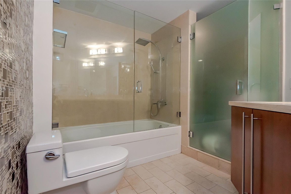 THE AXIS ON BRICKELL II CONDO - Residential Lease