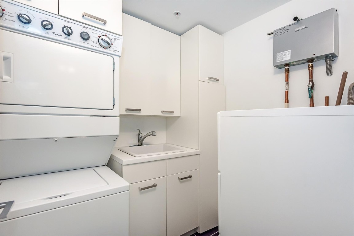 THE AXIS ON BRICKELL II CONDO - Residential Lease