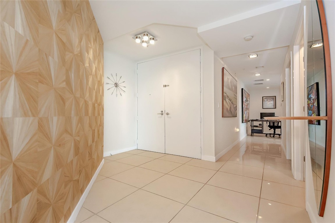 THE AXIS ON BRICKELL II CONDO - Residential Lease