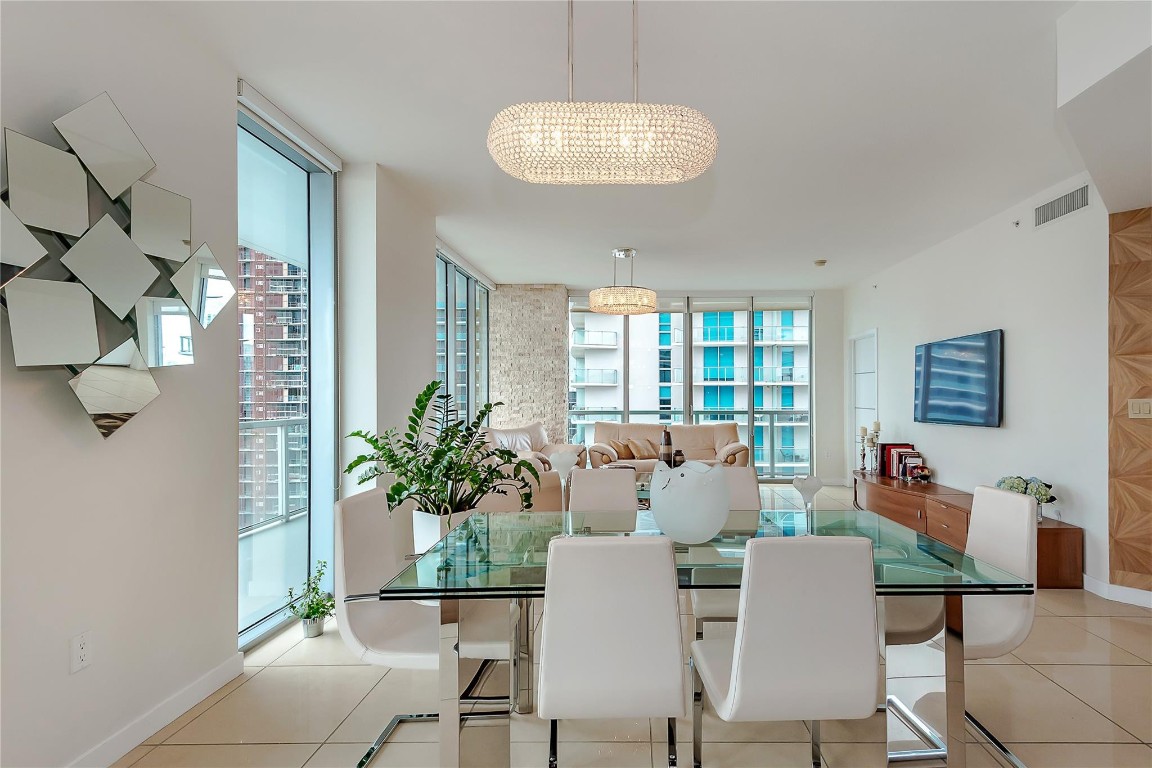 THE AXIS ON BRICKELL II CONDO - Residential Lease