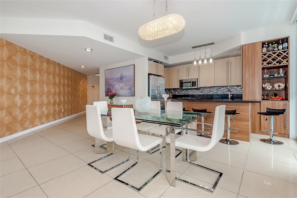 THE AXIS ON BRICKELL II CONDO - Residential Lease