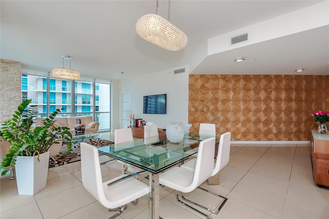 THE AXIS ON BRICKELL II CONDO - Residential Lease