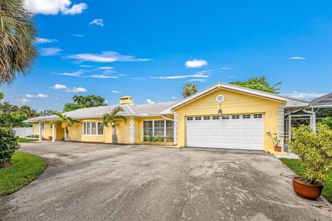 1 Melody Lane Sewalls Point FL 34996