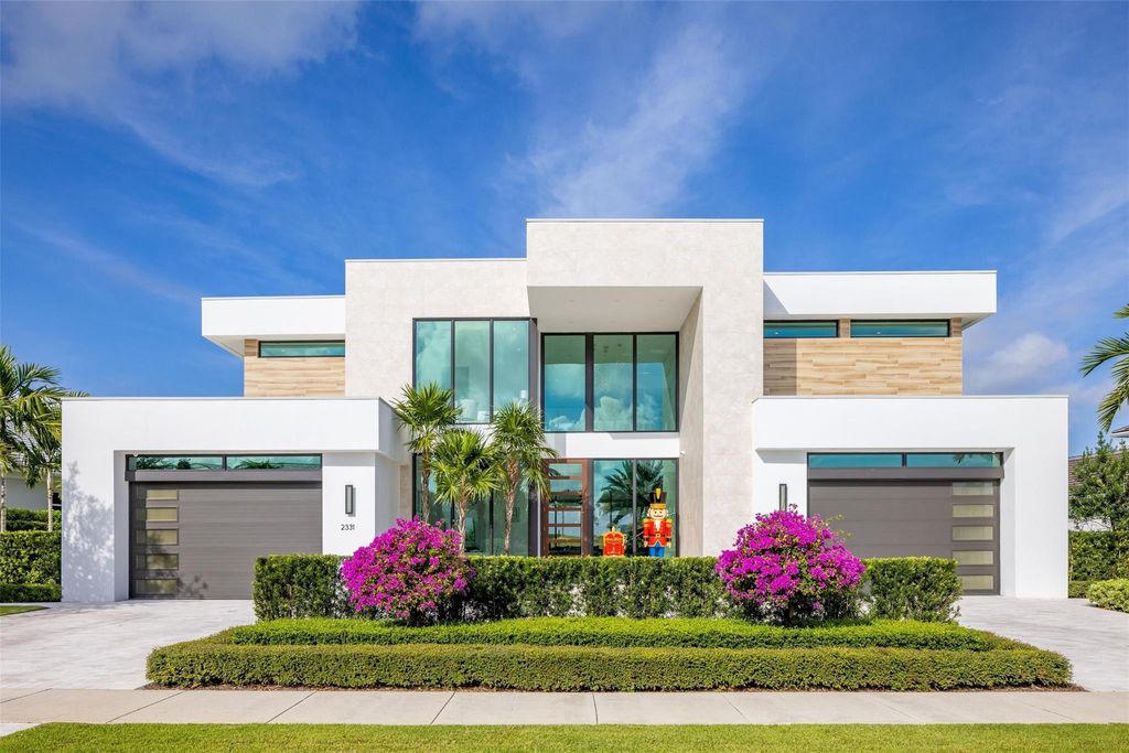 Photo of 2331 Coral Ridge View Drive, Fort Lauderdale, FL 33308 (MLS # F10411938)