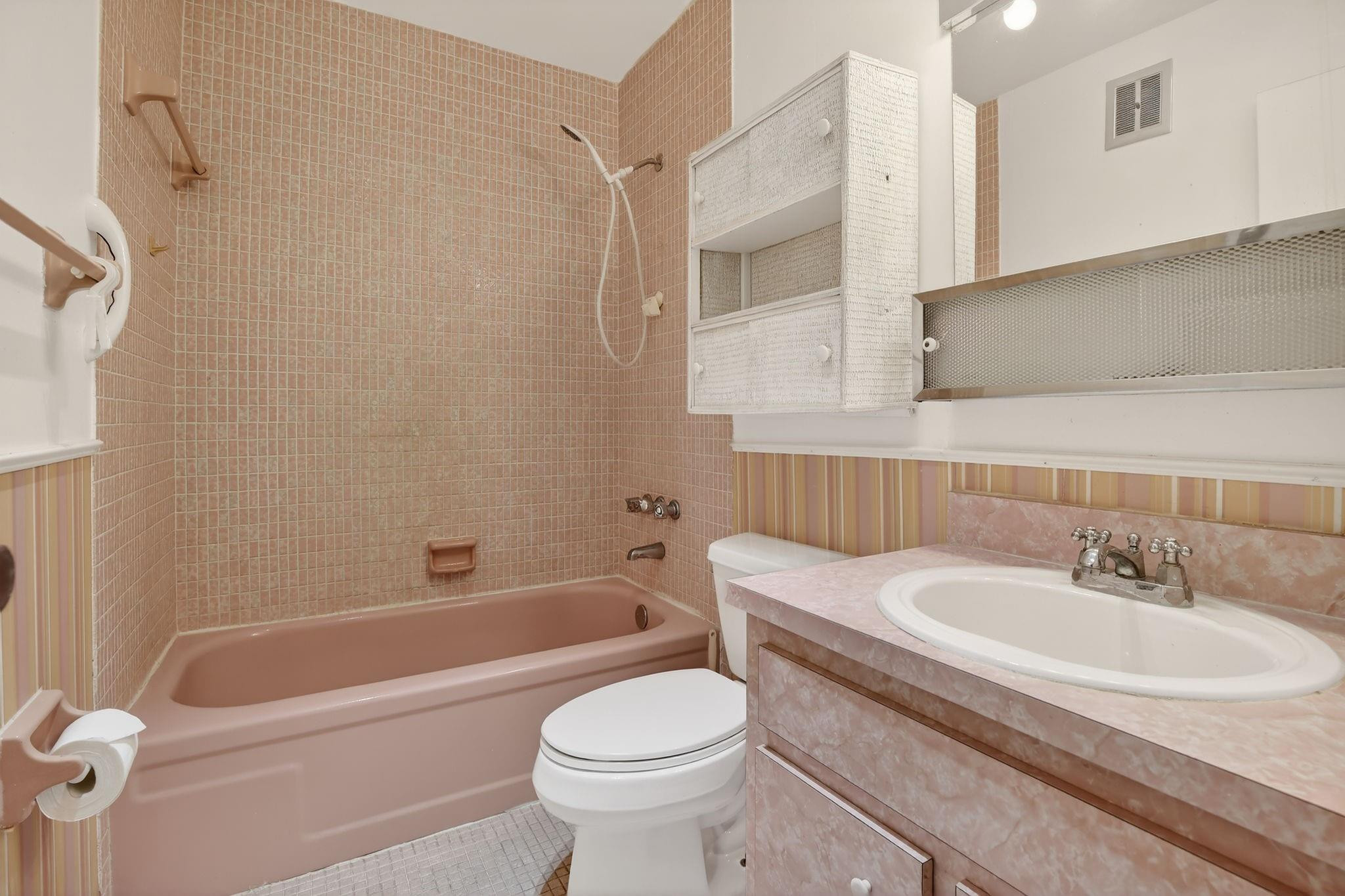 Beverly Hills Condominium - Residential