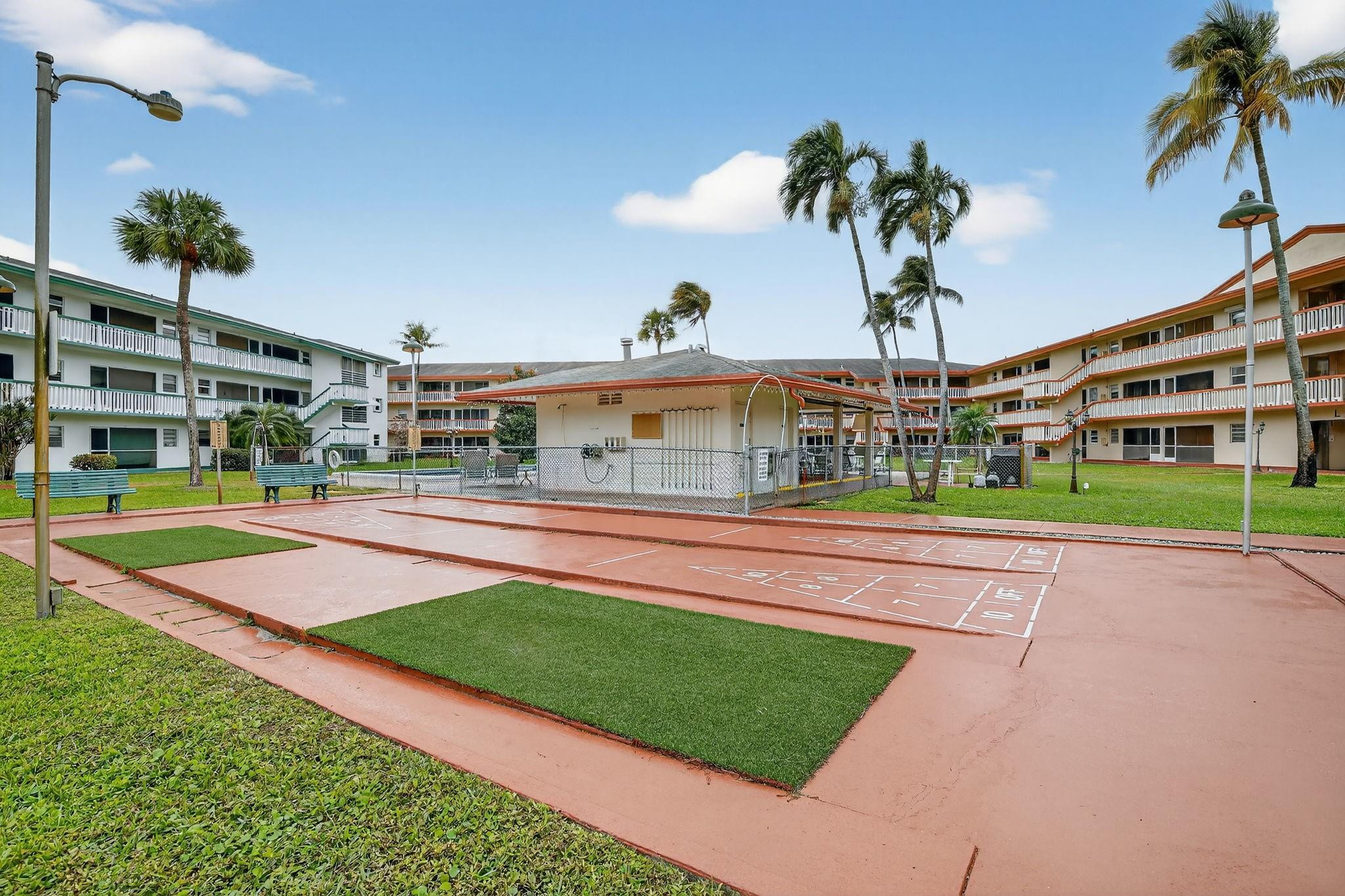 Beverly Hills Condominium - Residential