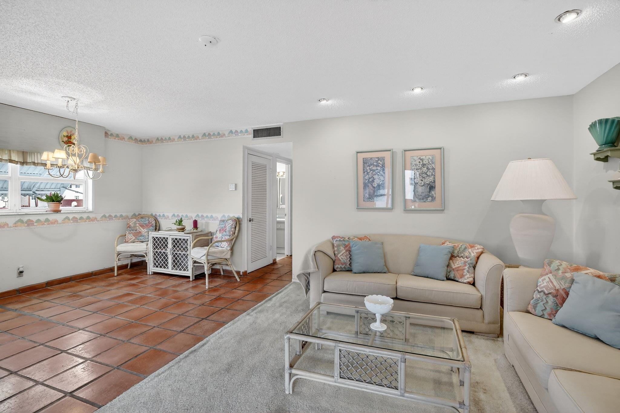 Beverly Hills Condominium - Residential