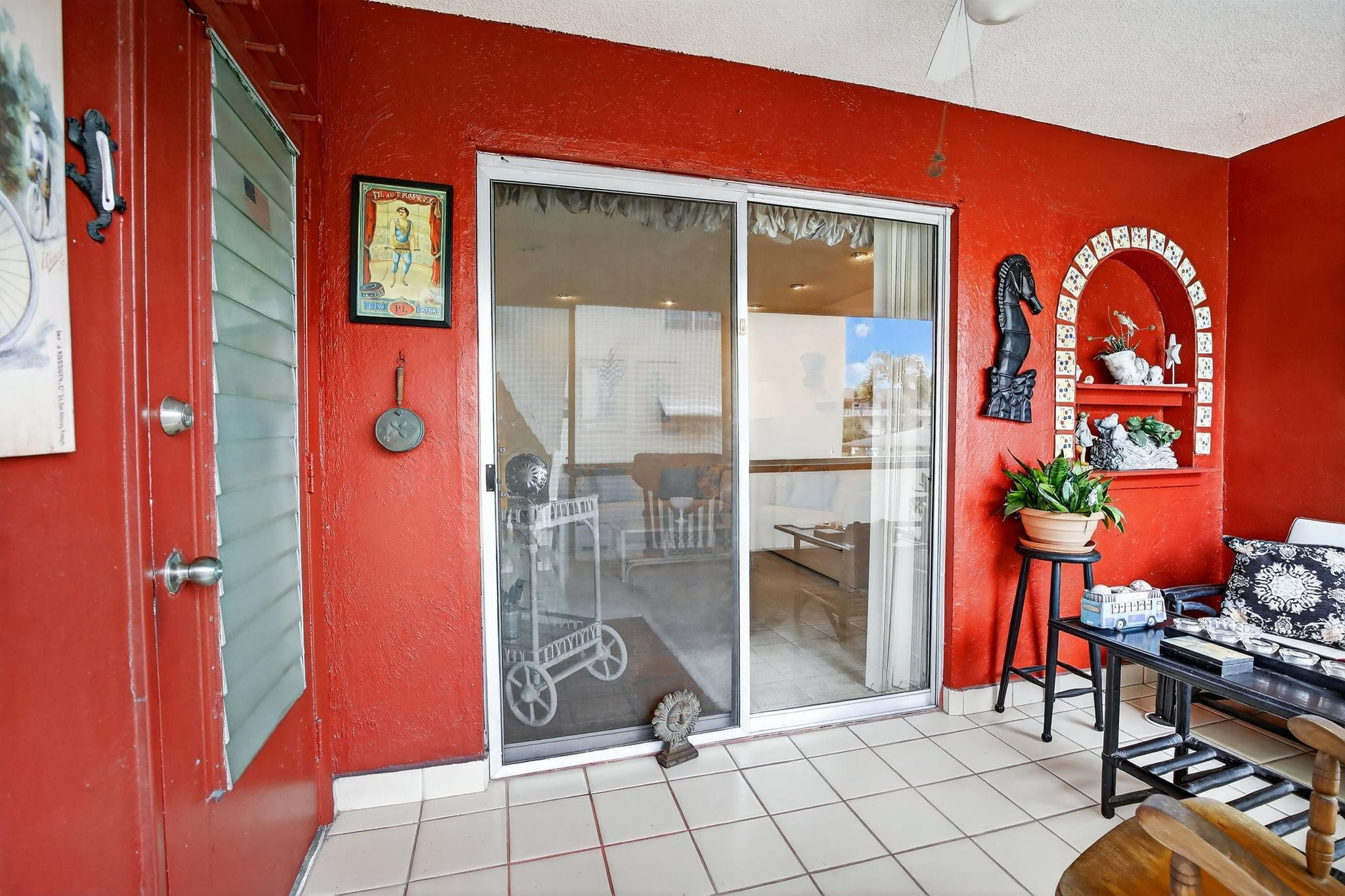 Beverly Hills Condominium - Residential