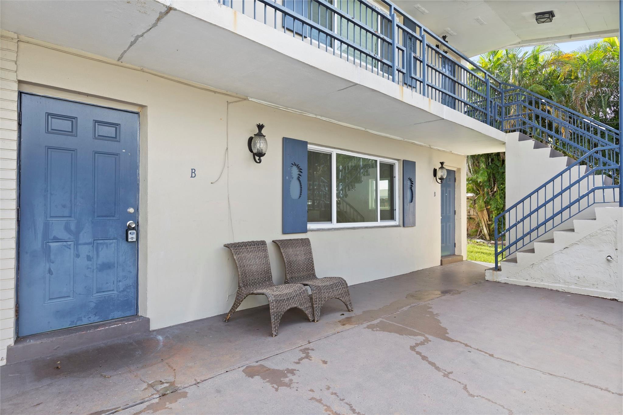 PINEAPPLE GROVE - Residential