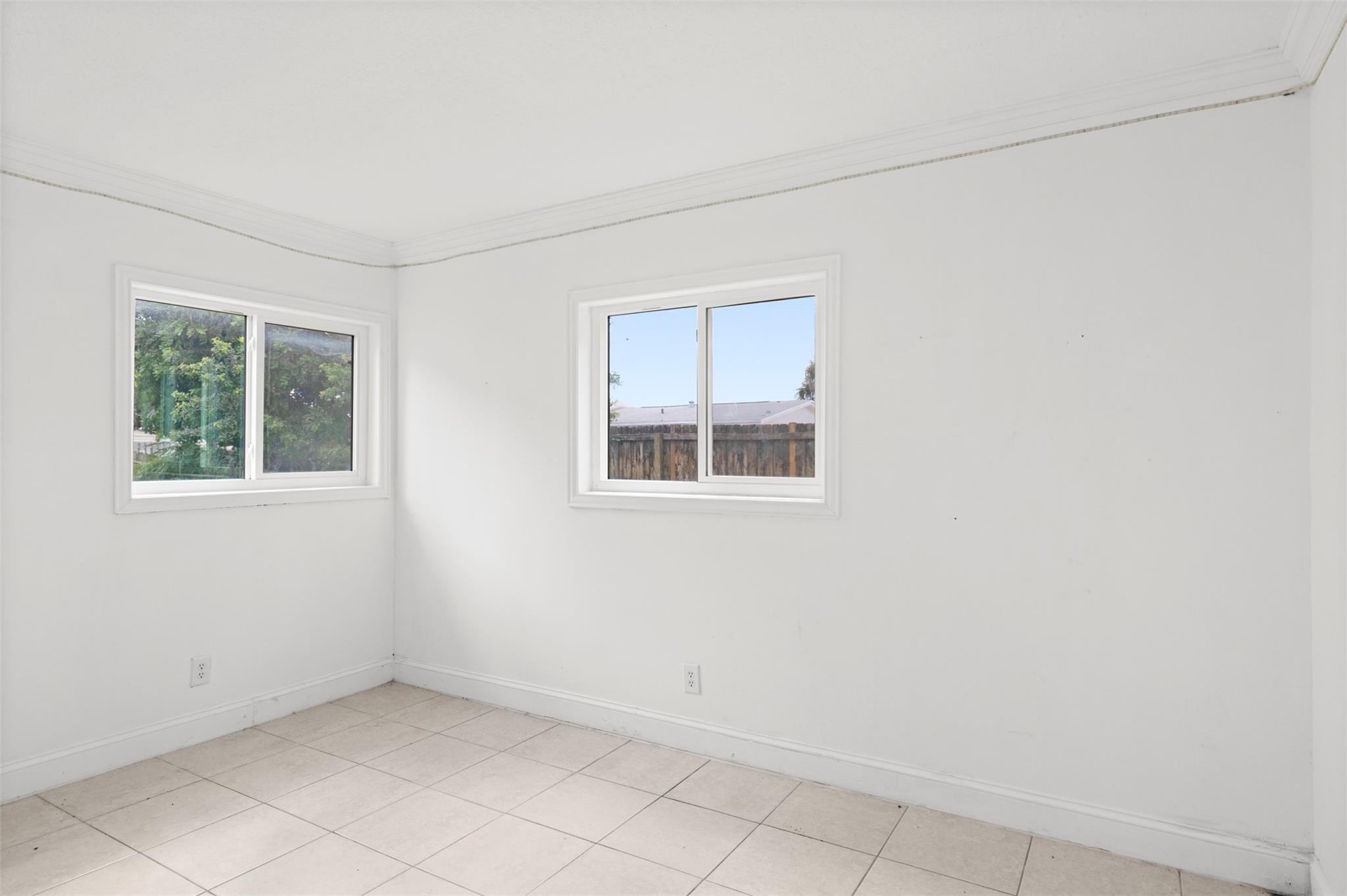 PINEAPPLE GROVE - Residential