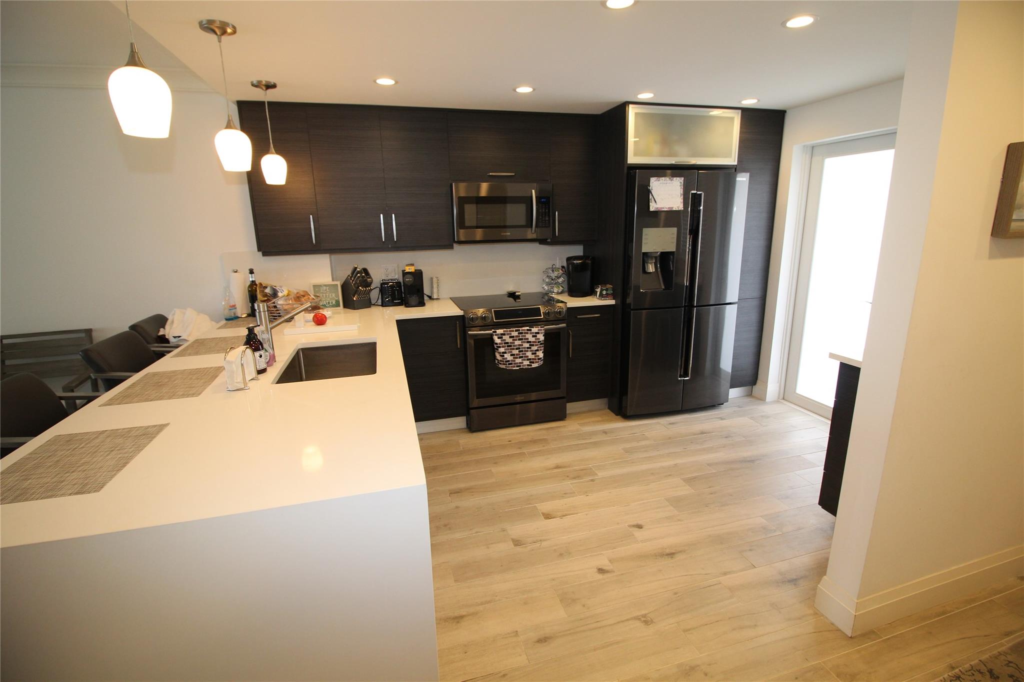 Admiralty Towers Condo - Residential Lease