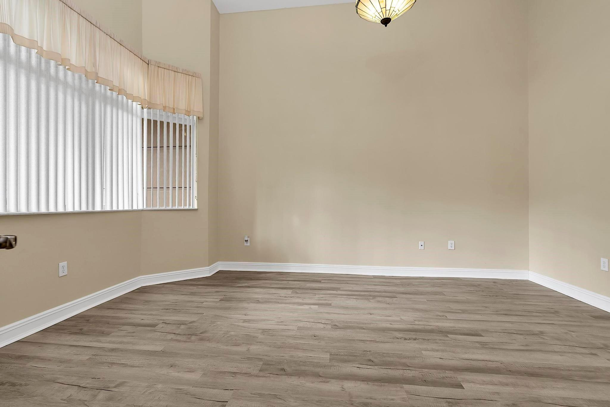 The Palms - Residential