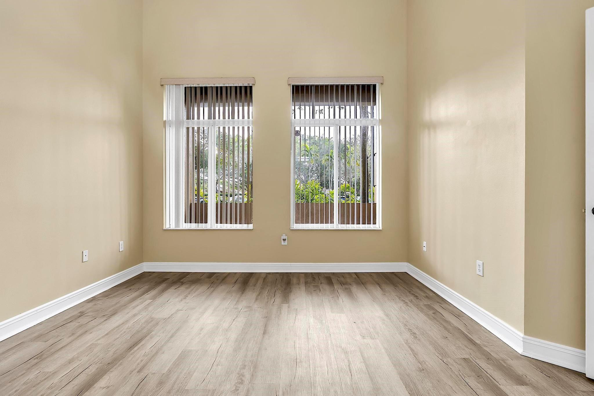 The Palms - Residential