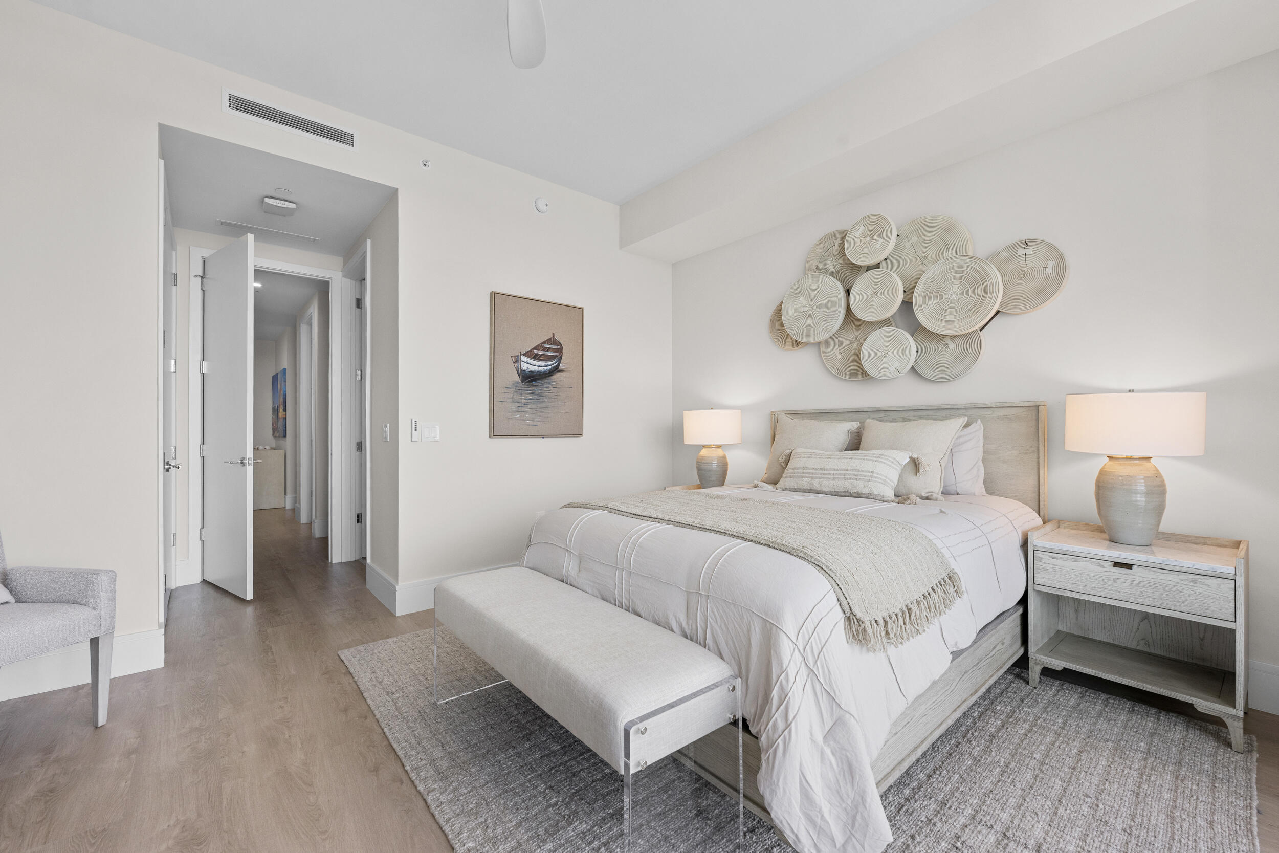 NAUTILUS 220 CONDOMINIUM - Residential Lease