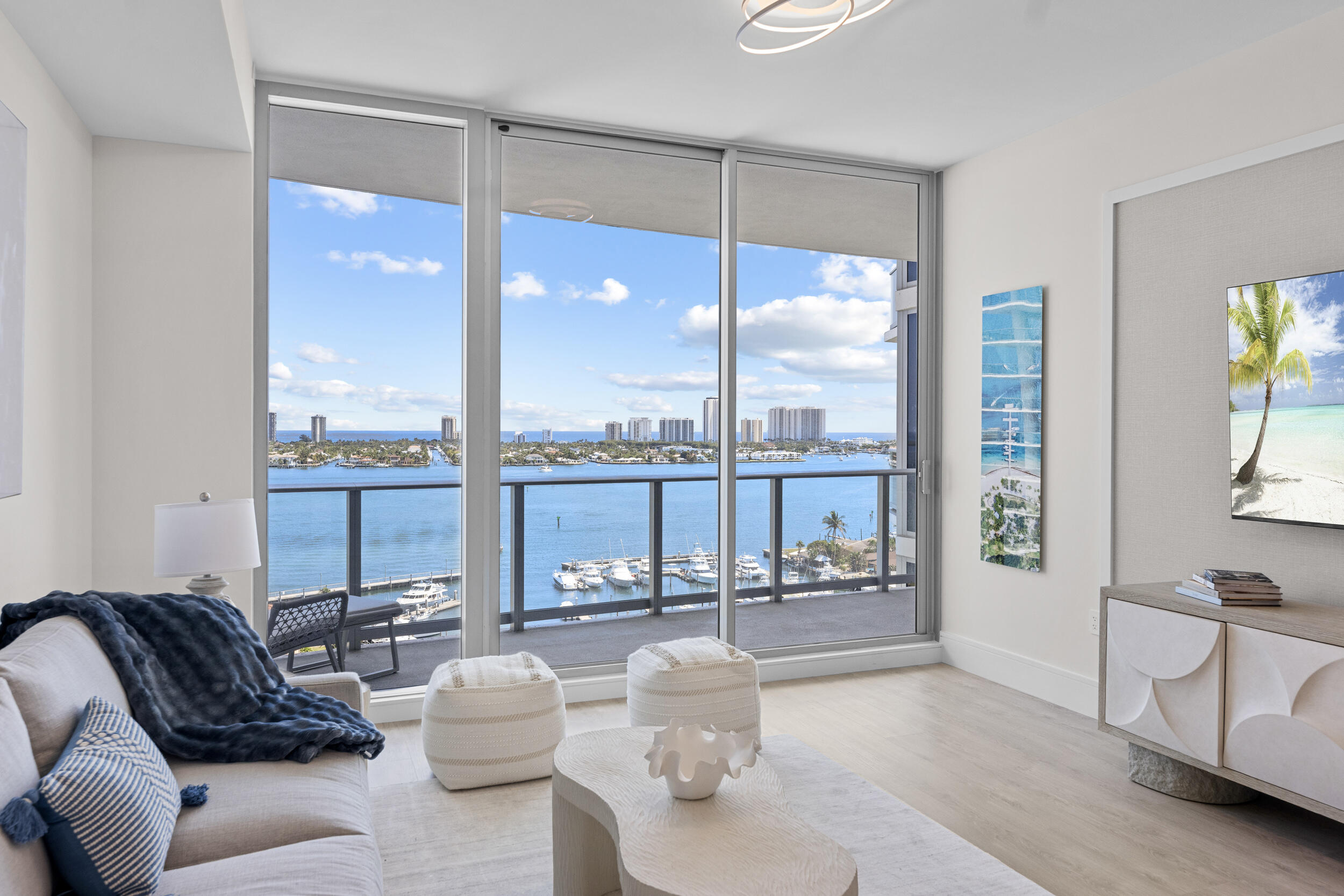 NAUTILUS 220 CONDOMINIUM - Residential Lease