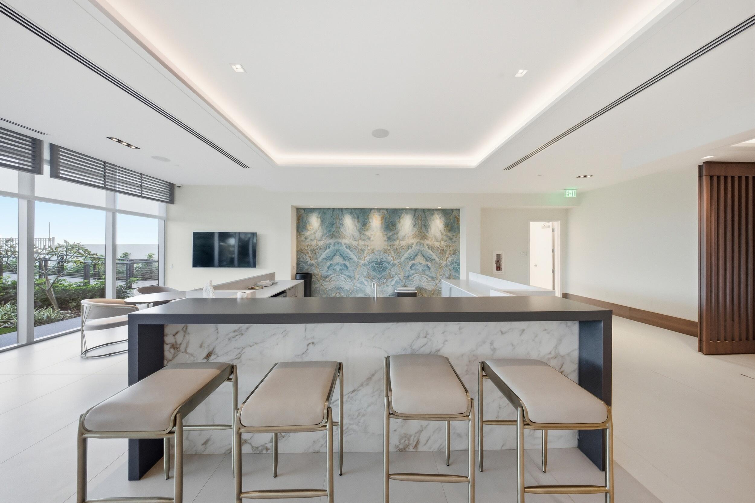 NAUTILUS 220 CONDOMINIUM - Residential Lease