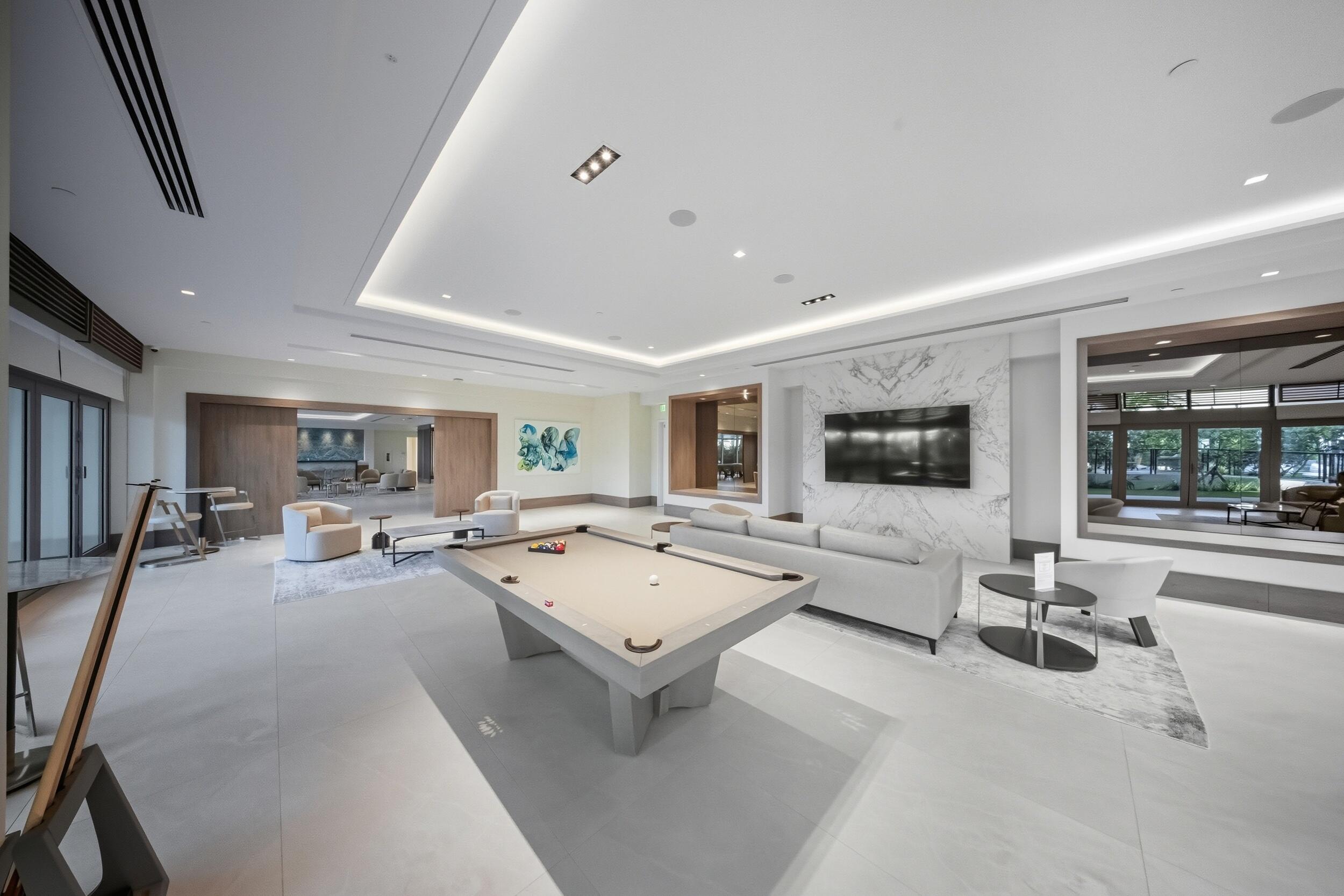 NAUTILUS 220 CONDOMINIUM - Residential Lease