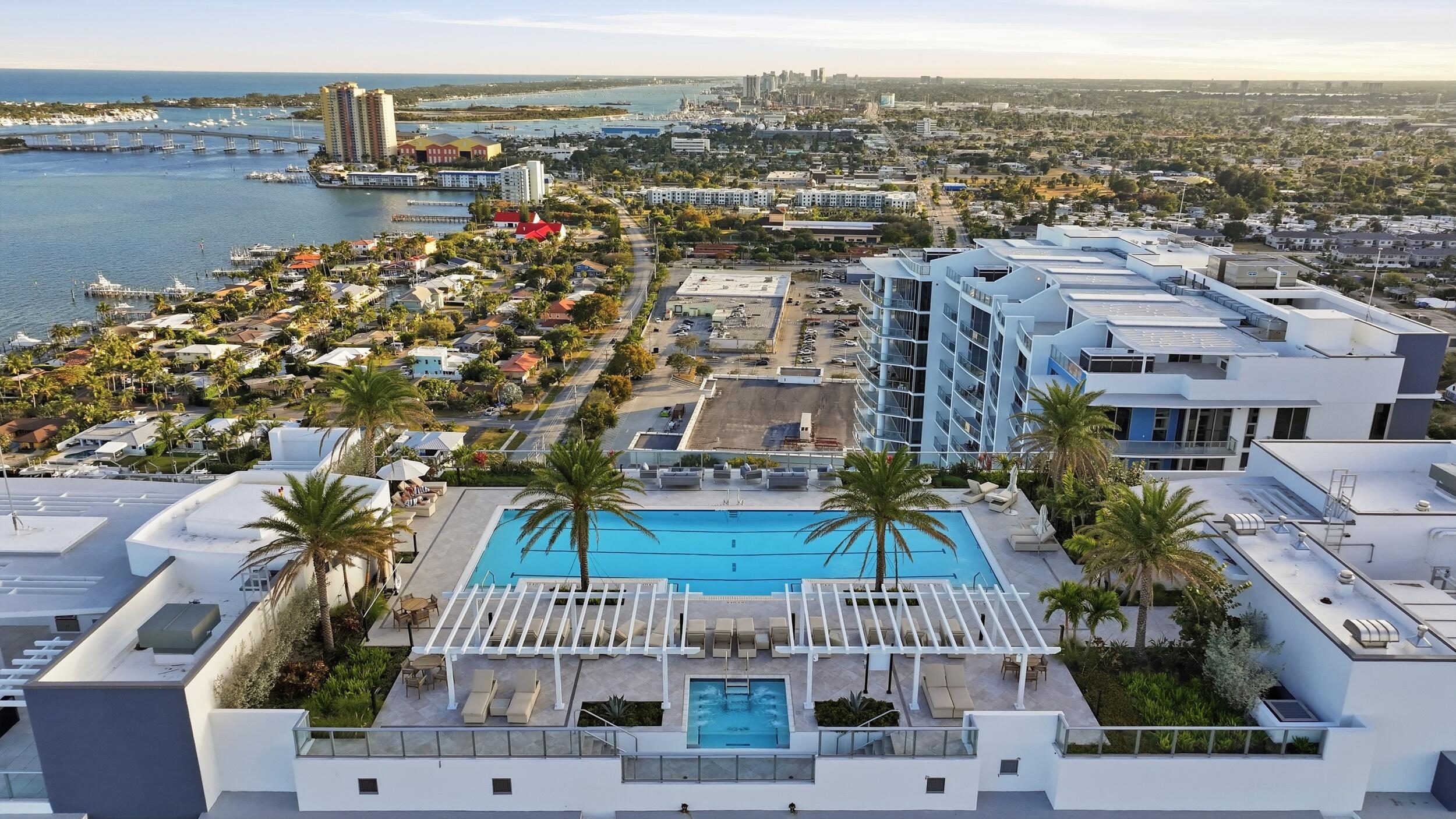 NAUTILUS 220 CONDOMINIUM - Residential Lease