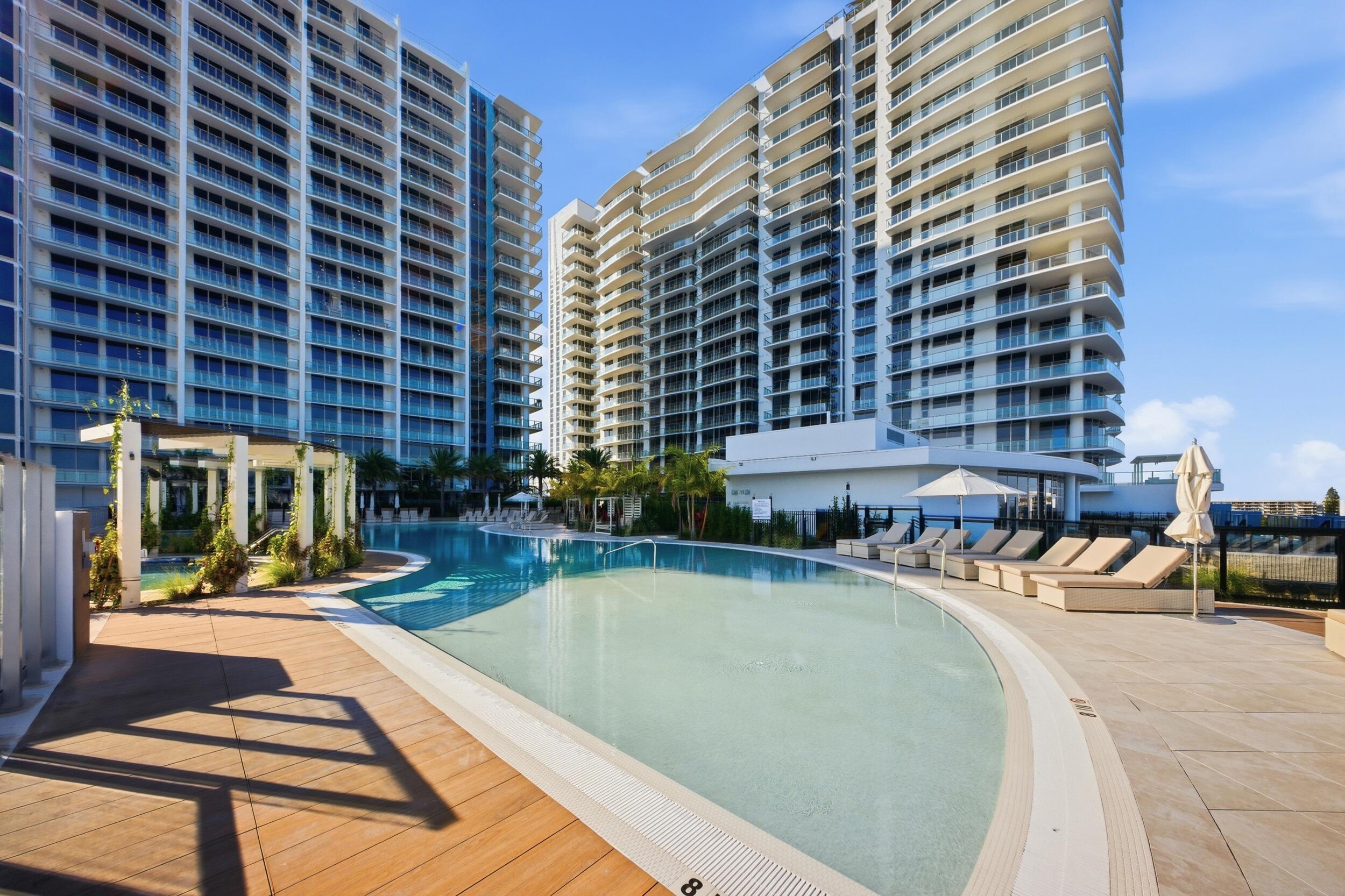 NAUTILUS 220 CONDOMINIUM - Residential Lease